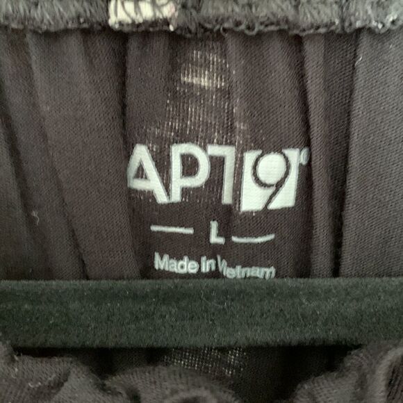 Flowing tank for summer  - Picture 3 of 3